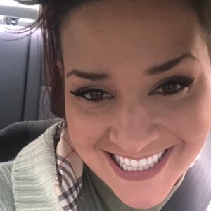 Meet your Posher, Leslie